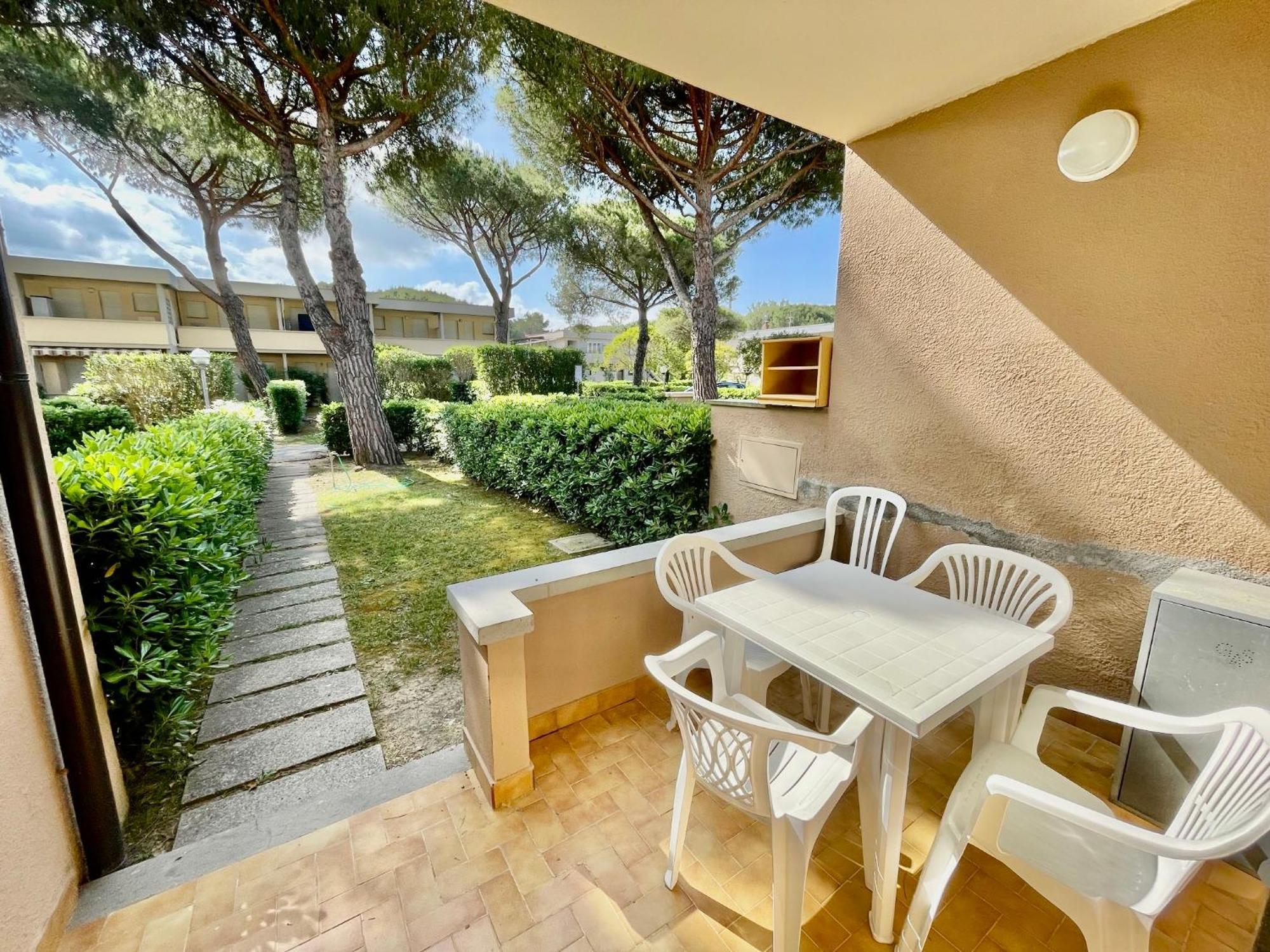 Appartamenti Via Dei Cipressi Marina Di Bibbona Buitenkant foto